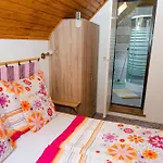 Banoporta 4* Köveskál