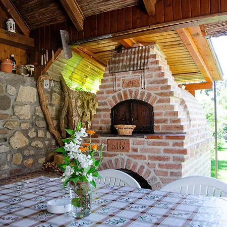 Banoporta 4* Köveskál