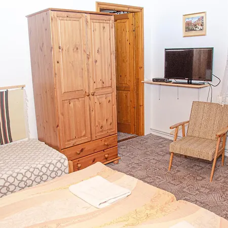 Banoporta 4* Köveskál