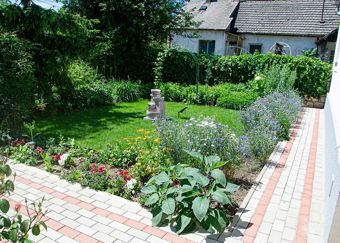 Banoporta Guest house Koveskal