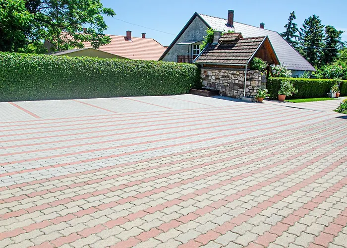 Banoporta Guest house Koveskal
