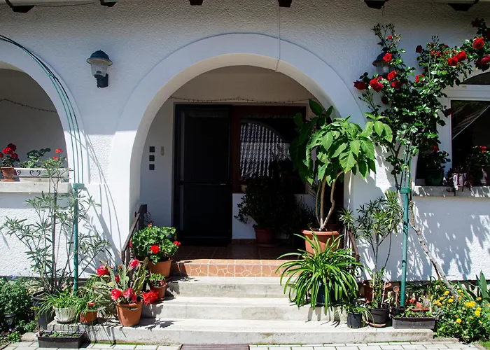 Guest house Banoporta Koveskal