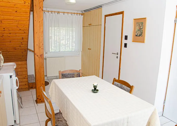 Guest house Banoporta 4*